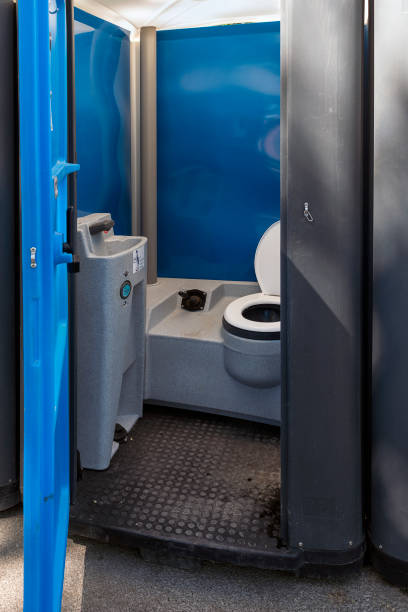 Best Portable restroom trailer rental  in Woodland, CA